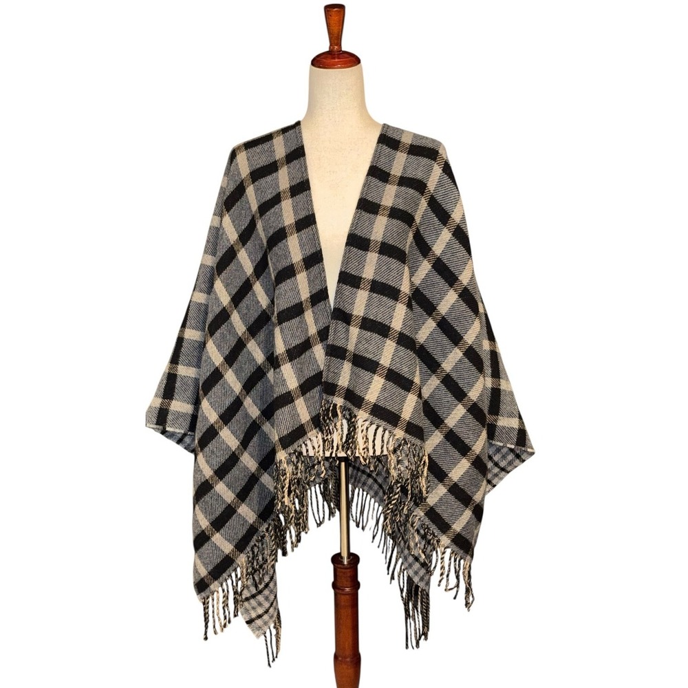 NWT Maje Sweater Wool Blend Plaid Print Pattern Fringe Open Front Cape‎ Poncho